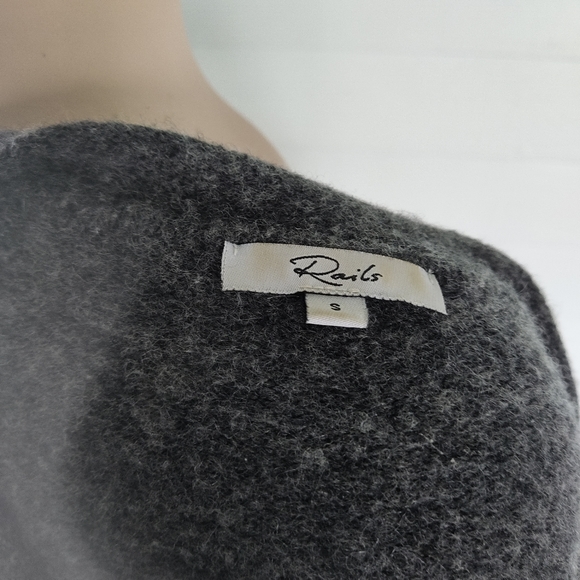 Rails Amelia Charcoal Wool Cashmere Blend Sweater Size Small - Picture 7 of 9